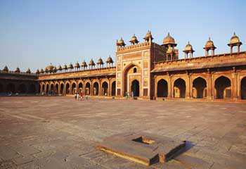 Cabs in Agra