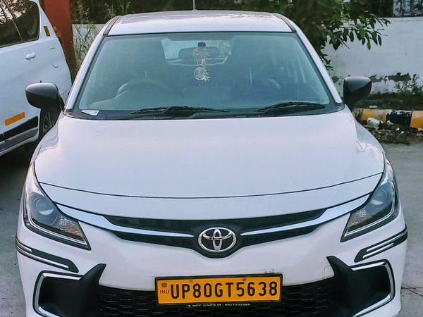 Toyota Glanza taxi in Agra - Agra Cabs
